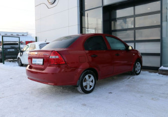 Подержанный автомобиль Chevrolet Aveo Sedan 2007 года (5 фото)