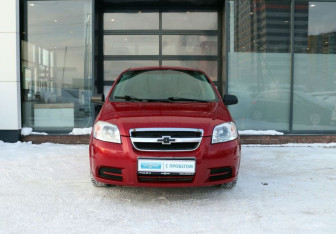 Подержанный автомобиль Chevrolet Aveo Sedan 2007 года (8 фото)