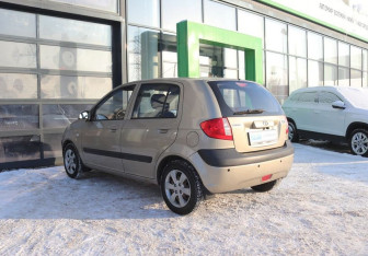Подержанный автомобиль Hyundai Getz 2010 года (3 фото)