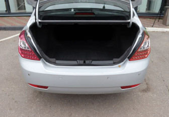 Подержанный автомобиль Geely Emgrand EC7 Sedan 2013 года (11 фото)