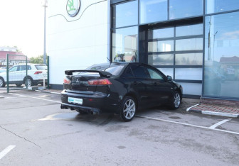 Подержанный автомобиль Mitsubishi Lancer Sedan 2007 года (5 фото)