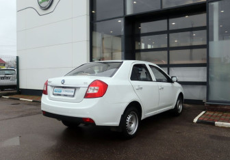 Подержанный автомобиль Geely GC6 2014 года (5 фото)