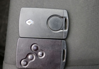 Подержанный автомобиль Renault Megane Wagon 2012 года (18 фото)