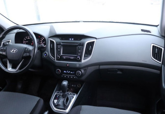 Подержанный автомобиль Hyundai Creta 2017 года (13 фото)