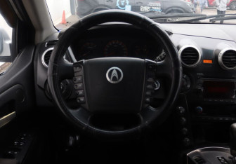 Подержанный автомобиль SsangYong Actyon Sports 2008 года (13 фото)