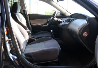 Подержанный автомобиль Nissan Primera Sedan 2005 года (11 фото)