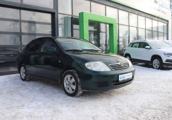 Подержанный автомобиль Toyota Corolla Sedan 2006 года (7 фото)