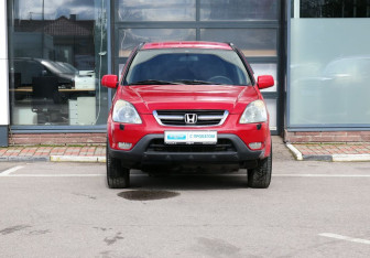 Подержанный автомобиль Honda CR-V 2003 года (7 фото)