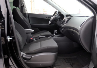 Подержанный автомобиль Hyundai Creta 2017 года (12 фото)