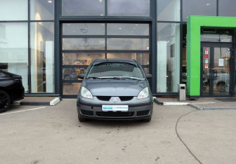 Подержанный автомобиль Mitsubishi Colt Hatchback 2008 года (8 фото)