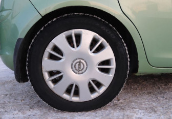 Подержанный автомобиль Opel Corsa 2010 года (9 фото)