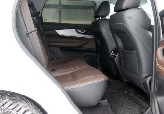 Подержанный автомобиль Chery Tiggo 8 Pro 2021 года (9 фото)