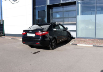 Подержанный автомобиль Kia Rio Sedan 2013 года (5 фото)