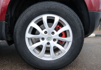 Подержанный автомобиль Renault Duster 2012 года (9 фото)