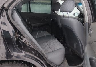 Подержанный автомобиль Nissan Almera Classic 2006 года (12 фото)