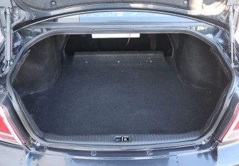 Подержанный автомобиль Hyundai Sonata 2008 года (9 фото)