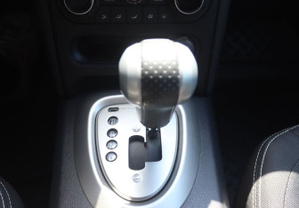 Подержанный автомобиль Nissan Qashqai 2011 года (18 фото)