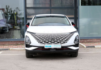 Подержанный автомобиль Omoda C5 2023 года (2 фото)