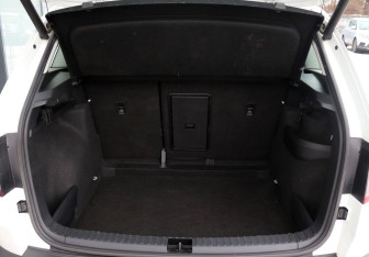 Подержанный автомобиль Skoda Karoq 2020 года (11 фото)
