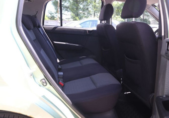 Подержанный автомобиль Hyundai Getz 2008 года (11 фото)