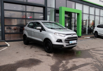 Подержанный автомобиль Ford EcoSport 2015 года (7 фото)