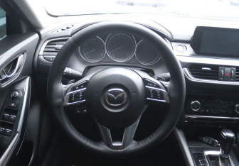 Подержанный автомобиль Mazda 6 Sedan 2015 года (15 фото)