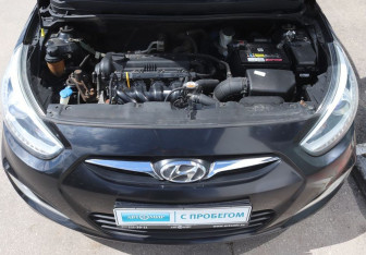 Подержанный автомобиль Hyundai Solaris Sedan 2013 года (9 фото)