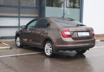 Подержанный автомобиль Skoda Rapid Liftback 2019 года (3 фото)