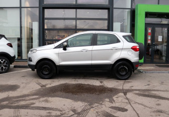 Подержанный автомобиль Ford EcoSport 2015 года (2 фото)