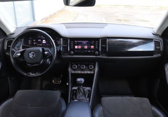 Подержанный автомобиль Skoda Kodiaq 2021 года (14 фото)