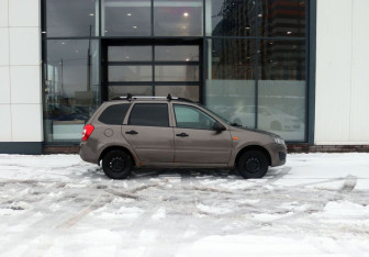 Подержанный автомобиль LADA (ВАЗ) Kalina Wagon 2014 года (6 фото)