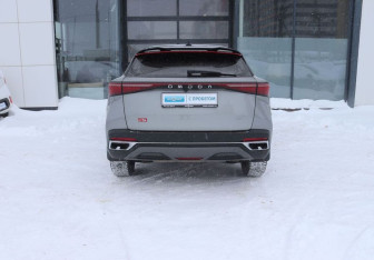 Подержанный автомобиль Omoda C5 2023 года (4 фото)