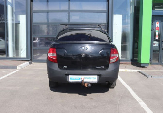 Подержанный автомобиль LADA (ВАЗ) Granta Sedan 2012 года (4 фото)