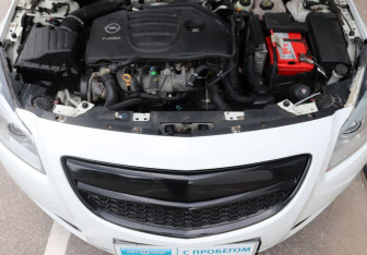 Подержанный автомобиль Opel Insignia Sedan 2013 года (15 фото)