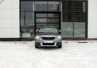 Подержанный автомобиль Skoda Yeti 2010 года (8 фото)