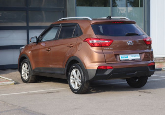 Подержанный автомобиль Hyundai Creta 2018 года (3 фото)