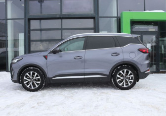 Подержанный автомобиль Chery Tiggo 7 Pro Max 2023 года (2 фото)