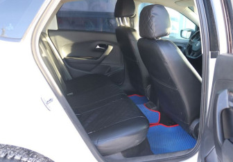 Подержанный автомобиль Volkswagen Polo Sedan 2017 года (11 фото)