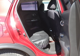 Подержанный автомобиль Nissan Juke 2013 года (12 фото)