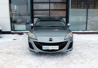 Подержанный автомобиль Mazda 3 Sedan 2011 года (7 фото)