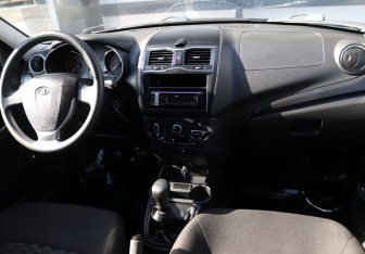 Подержанный автомобиль LADA (ВАЗ) Granta Hatchback 2018 года (14 фото)