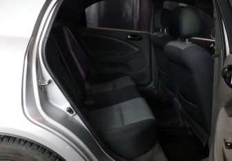 Подержанный автомобиль Chevrolet Lacetti Hatchback 2011 года (12 фото)