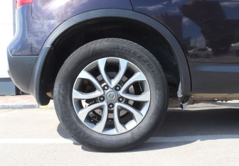 Подержанный автомобиль Nissan Qashqai 2013 года (11 фото)