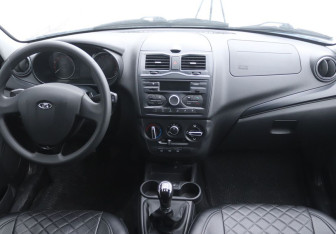 Подержанный автомобиль LADA (ВАЗ) Granta Sedan 2022 года (15 фото)