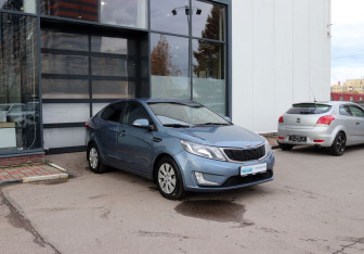 Подержанный автомобиль Kia Rio Sedan 2014 года (7 фото)