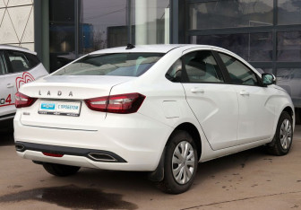 Подержанный автомобиль LADA (ВАЗ) Vesta Sedan 2024 года (5 фото)