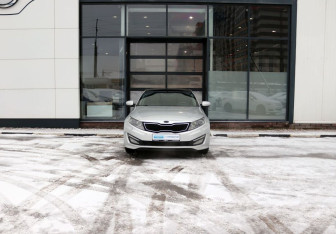 Подержанный автомобиль Kia Optima Sedan 2013 года (8 фото)