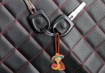 Подержанный автомобиль Volkswagen Polo Sedan 2012 года (18 фото)