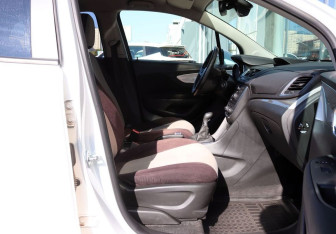 Подержанный автомобиль Opel Mokka 2014 года (13 фото)