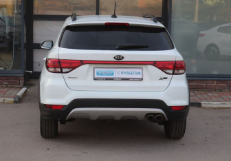 Подержанный автомобиль Kia Rio Hatchback 2020 года (4 фото)